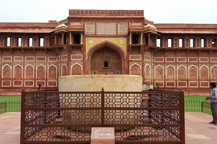 From Delhi: Sameday Taj Mahal Agra and Fatehpur Sikri Tour