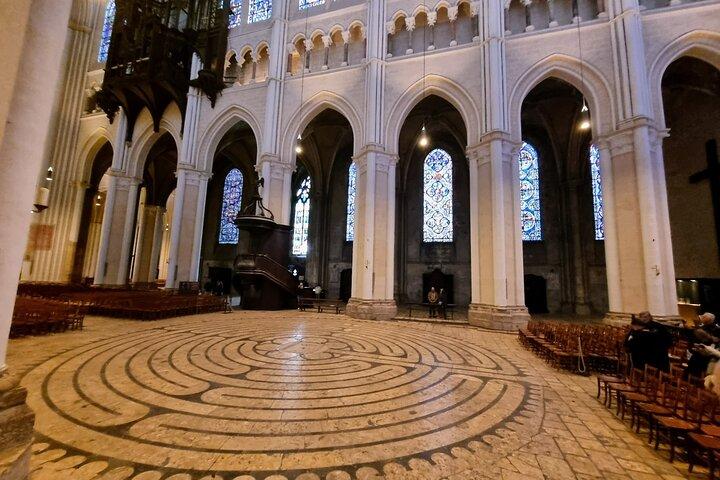 Private Guided Tour of Chartres Cathedral