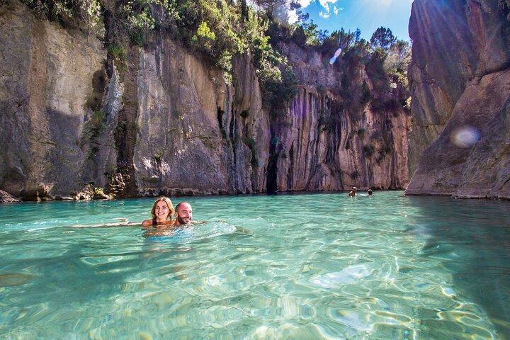 From Valencia: Montanejos Thermal Pools with Hiking or Rafting