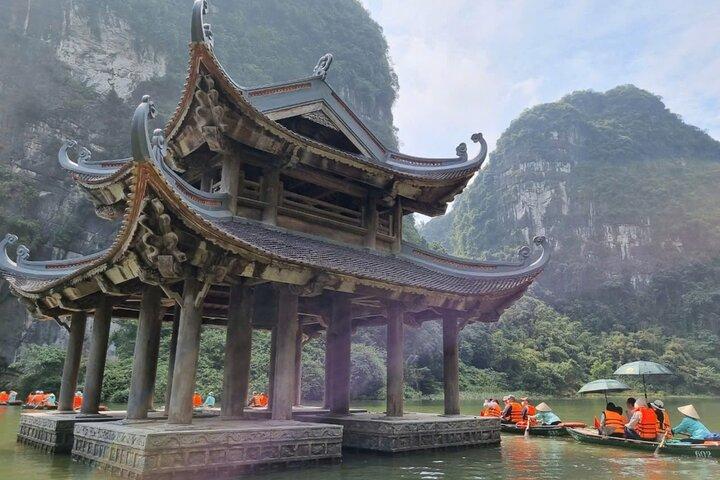 Bai Dinh - Trang An Ninh Binh Trip Tour From Ha Noi