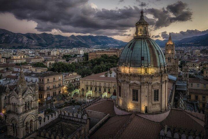 Palermo Walking Tour with Audio and Written Guide by a Local