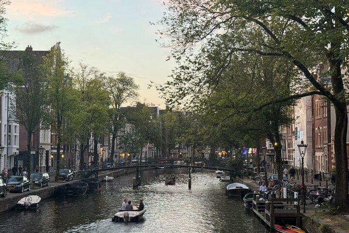 Ghost Walking Tour and Dark History in Amsterdam