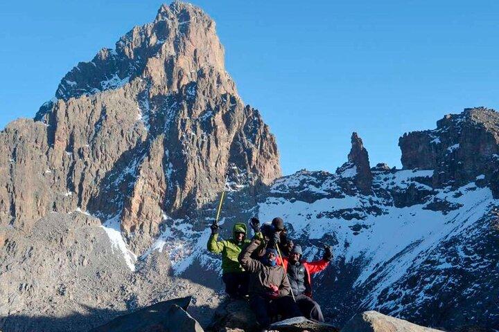 Day Tour in Mount Kenya from Nairobi with lunch