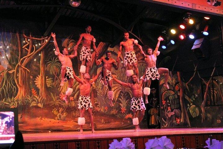Safari Cat Dancers Show And Dinner
