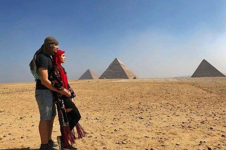 Giza Pyramids, The Egyptian Museum, Citadel and Khan Bazaar Tour.