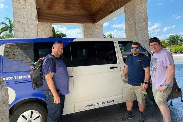 Cancun Hotel Zone Private Transfer From and To Cancun Airport