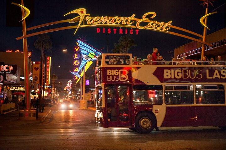 Las Vegas After Dark: 21+ Night Tour with Free Welcome Drink
