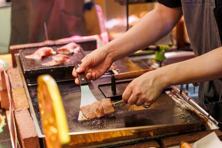 Kyoto Nishiki Market Food and Culture Walking Tour (5 Tastings)