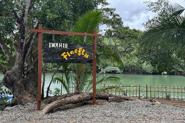 Iwahig River Cruise and Firefly Watching Tour in Puerto Princesa