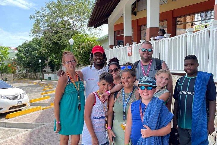 Roatan Private island tour In Honduras