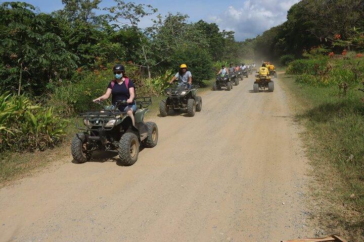 Roatan Private island tour In Honduras