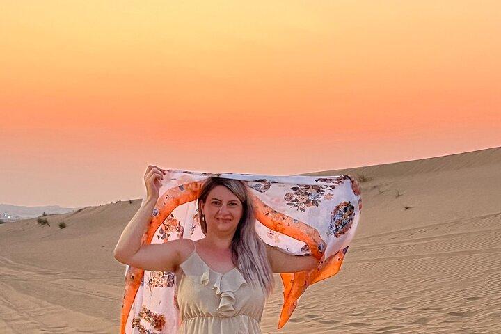 Dubai Red Dunes Safari, Camel Ride & Live BBQ