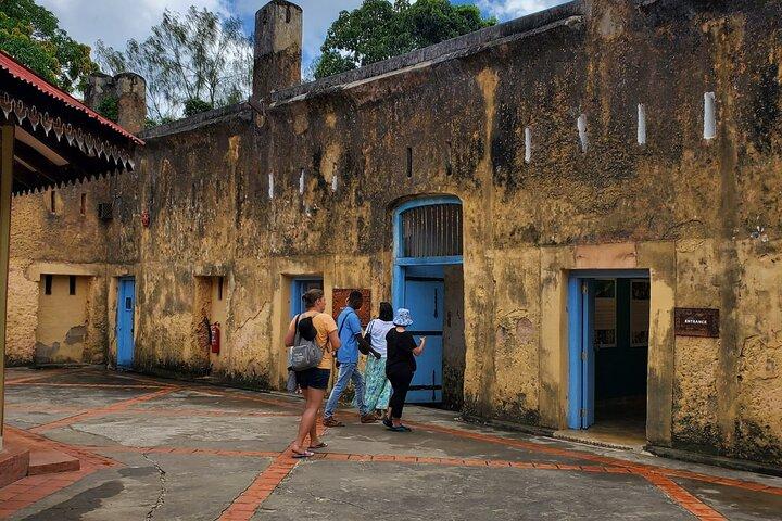 Prison Island and Nakupenda Sandbank Tours