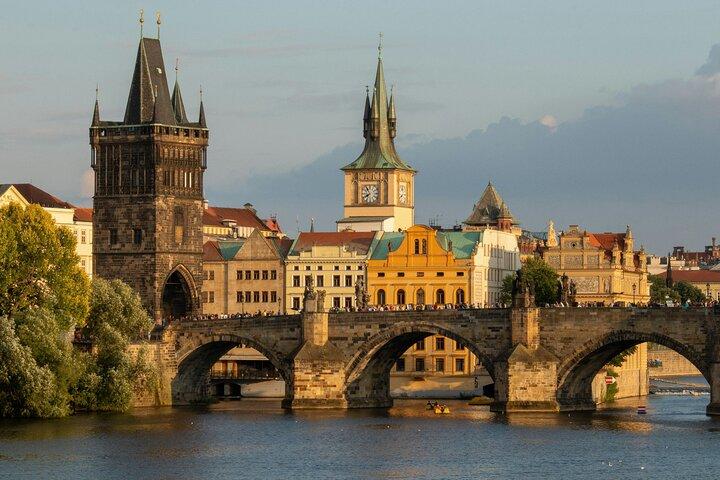 Prague Full-Day Guided Tour From Vienna with local guide