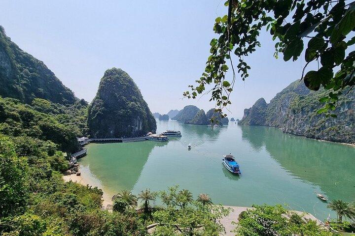 Combine Tour Ninh Binh and Ha Long Bay 3 Days 2 Nights