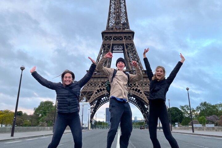Paris Without People - Sunrise Bike Tour & Breakfast