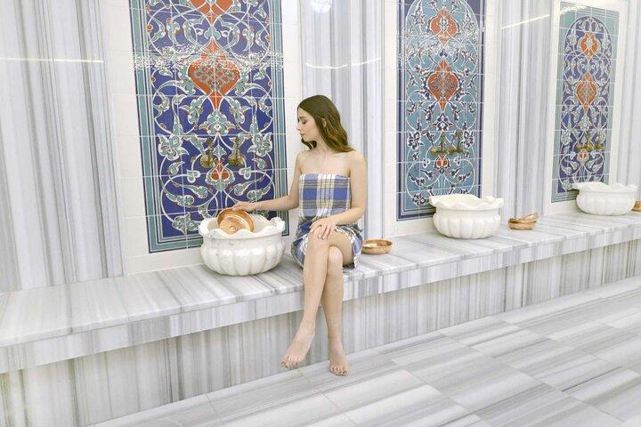 Kusadasi Walking City and Turkish Bath Tour from Kusadasi Port