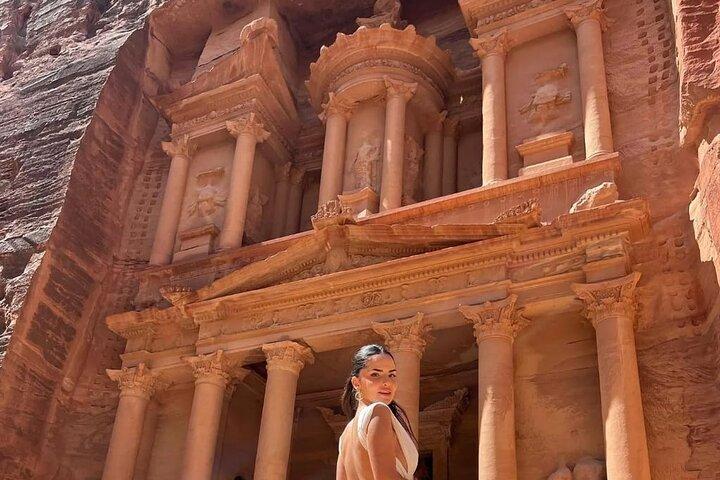Full Day Petra Private Guided Tour