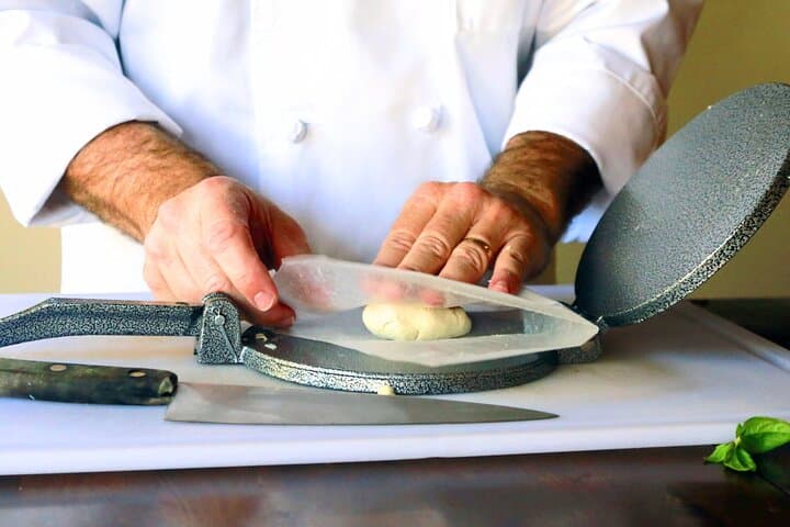 Tortilla and Salsa Cooking Class With Local Chef in Mexico City