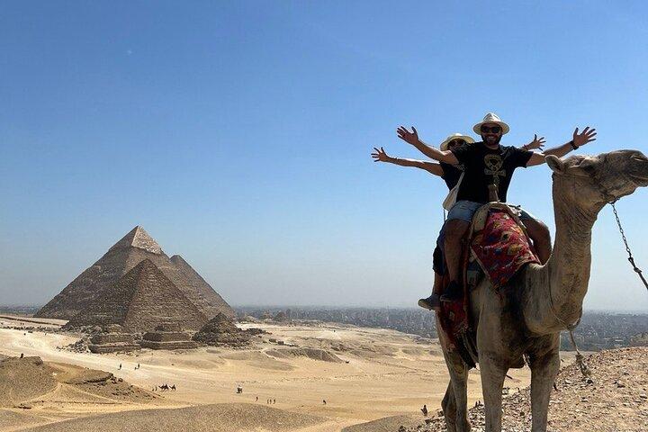 Día completo por Cairo y Giza, pirámides, museo y Khan El Khalili