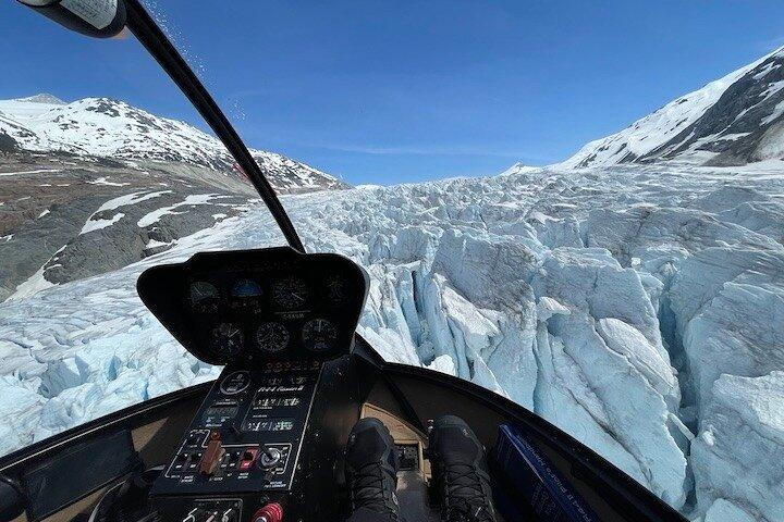 The Glacier Helicopter Sightseeing Tour