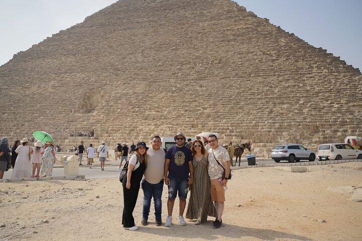 Día completo por Cairo y Giza, pirámides, museo y Khan El Khalili