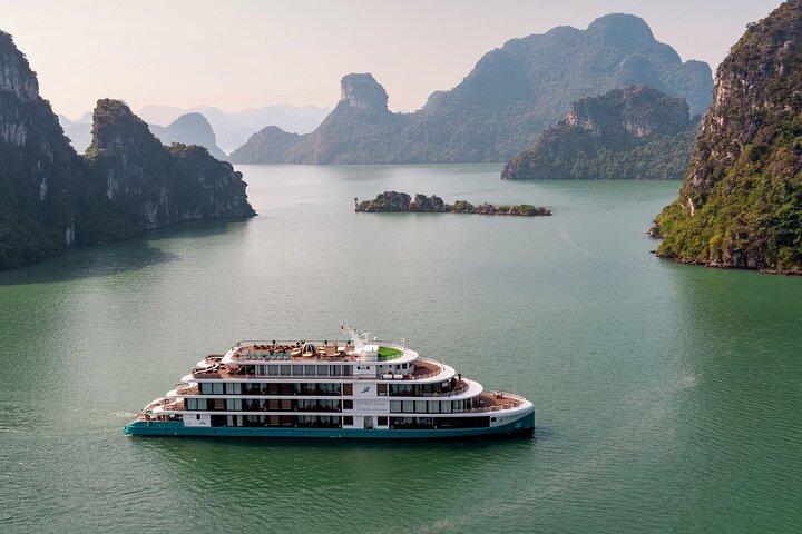 CAPELLA Ha Long Bay 6 Star Cruise 2 Days 1 Night