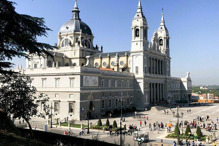 Jewish Madrid and Spanish Inquisition History Private Tour