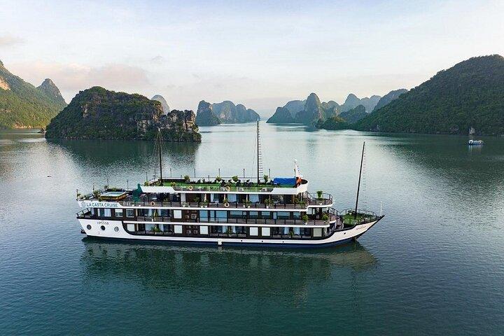 Lan Ha Bay 5 Star Cruise 2 days 1 night tour, Finish at Ninh Binh