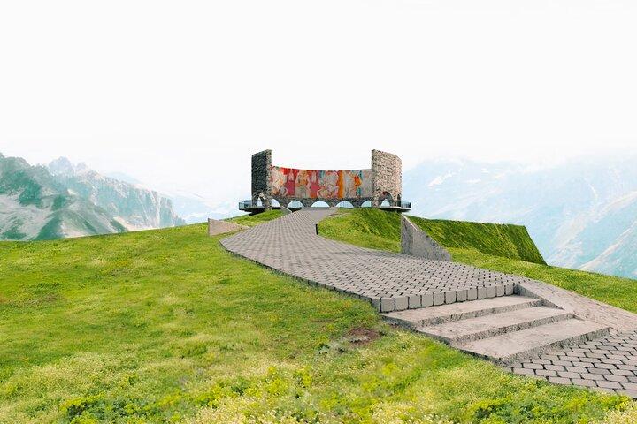 Private Tour from Tbilisi to Kazbegi and Gudauri