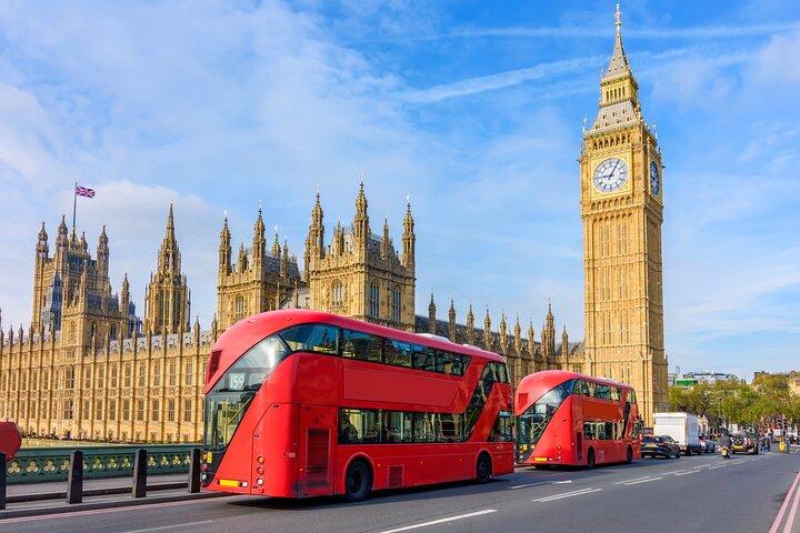 Private sightseeing chauffeured tour of London