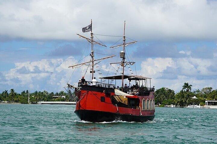 Miami Pirate Boat Tour: Skyline & Celebrity Homes