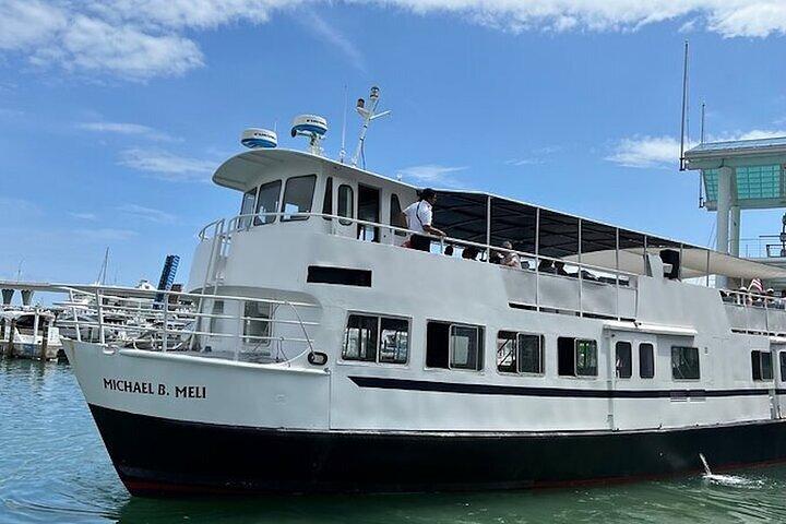 Miami Biscayne Bay rich and famous Sightseeing Boat Tour