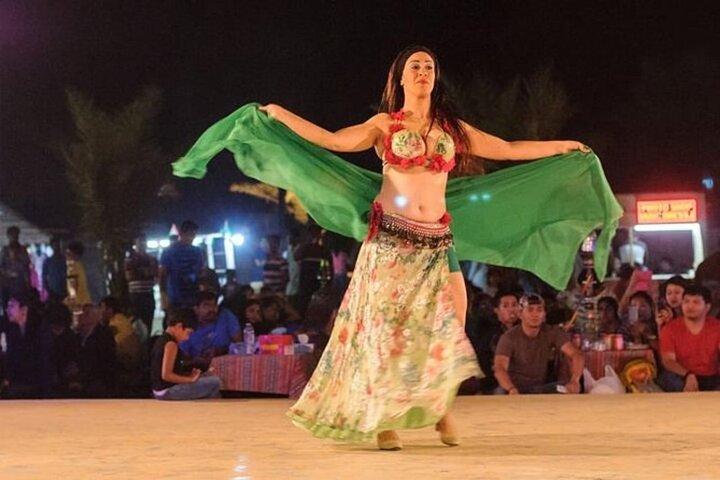 Dubai:VIP Desert Safari with Pick/Drop, Camel Ride, Dinner & Show