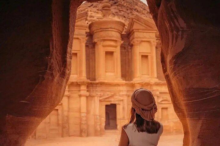 Full Day Petra and Wadi Rum Private Guided Tour