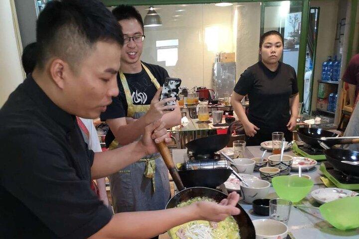 Experience Market tour Cooking Class with Local Chef In Sai Gon