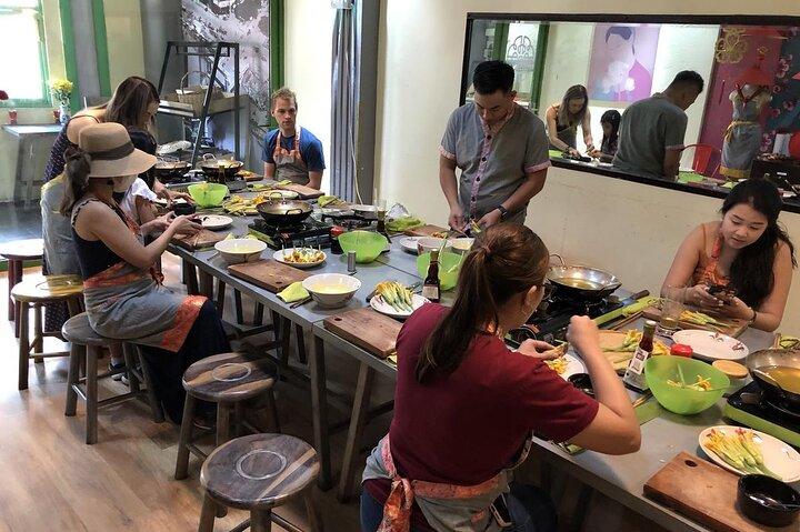 Experience Market tour Cooking Class with Local Chef In Sai Gon