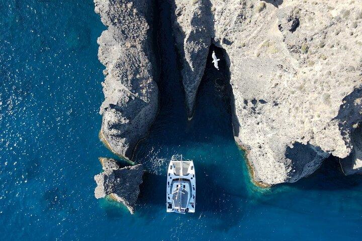 Santorini Private Tour Half-Day Sailing Platinum Catamaran Cruise