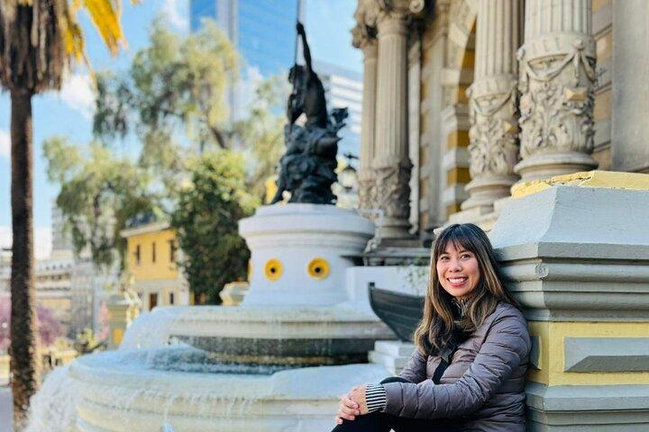 A Fabulous Walking tour by the Old Santiago of Chile -