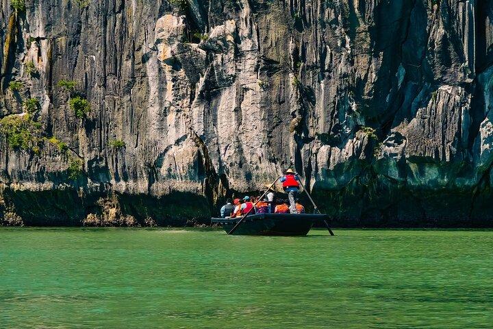 5-Star Ha Long Bay Day Cruise Explore Caves, Kayak, Buffet Lunch