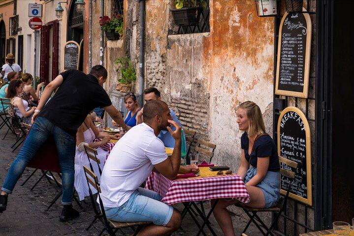 Discover Siena: Food Tasting Tour with Local Expert