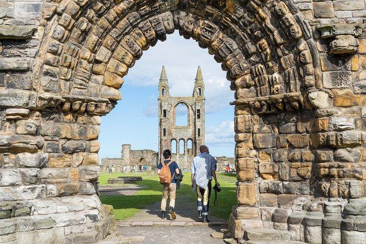 Glasgow: Kelpies, St Andrews and Fife Adventure