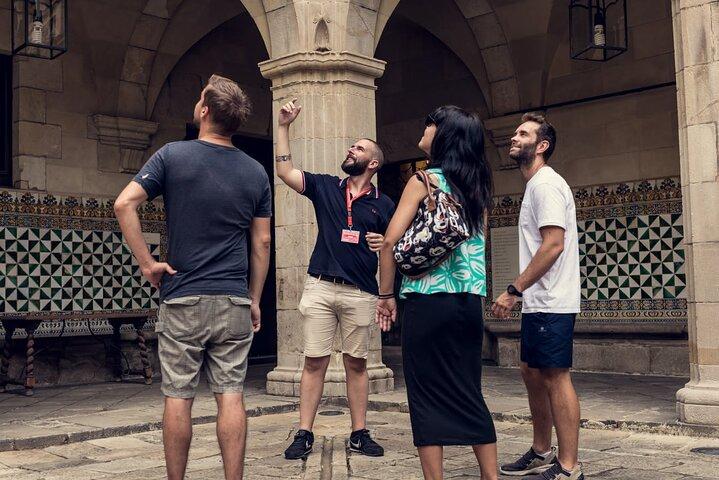 Barcelona Walking Tour of Gothic and Born District