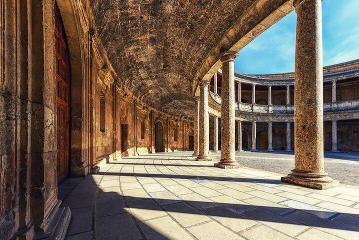 Guided Tour of the Alhambra Surroundings