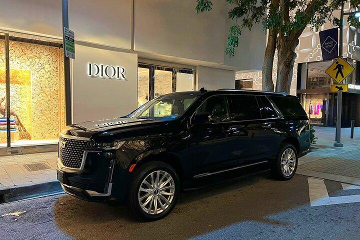 Premier Limousine Miami Airport Hotel Port Transfers in Lux SUV