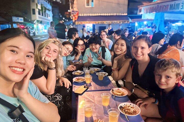 Ho Chi Minh City Street Food Tour & Sightseeing By Motorbike
