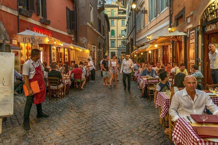 Rome: Experience Food, Wine and Local Life with a true Roman