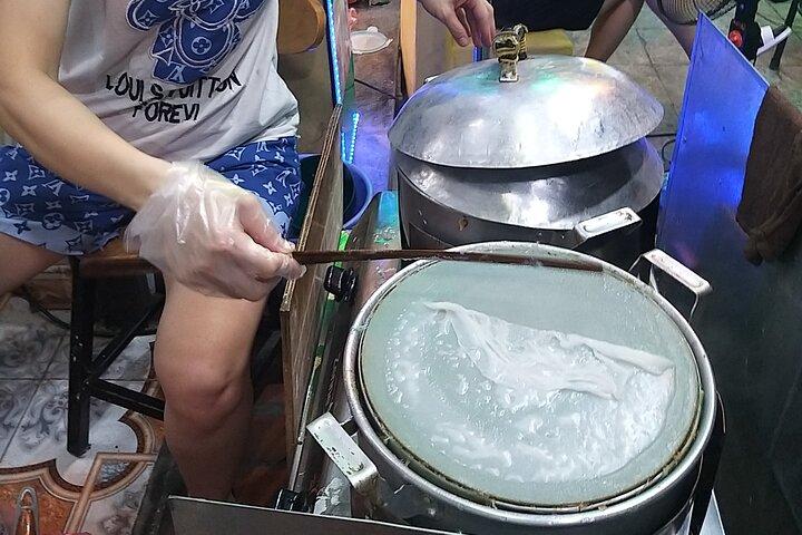 Hanoi Old Quarter Private Street Food Walking Tour