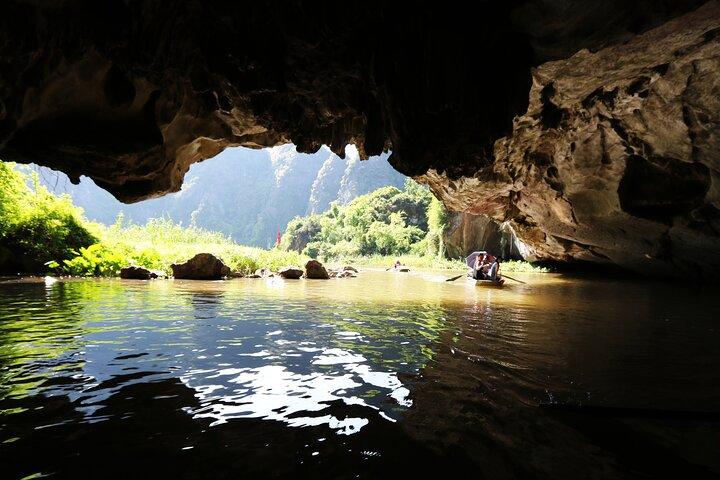 Ninh Binh Stunning 2 Days 1 Night, Small Group of 9