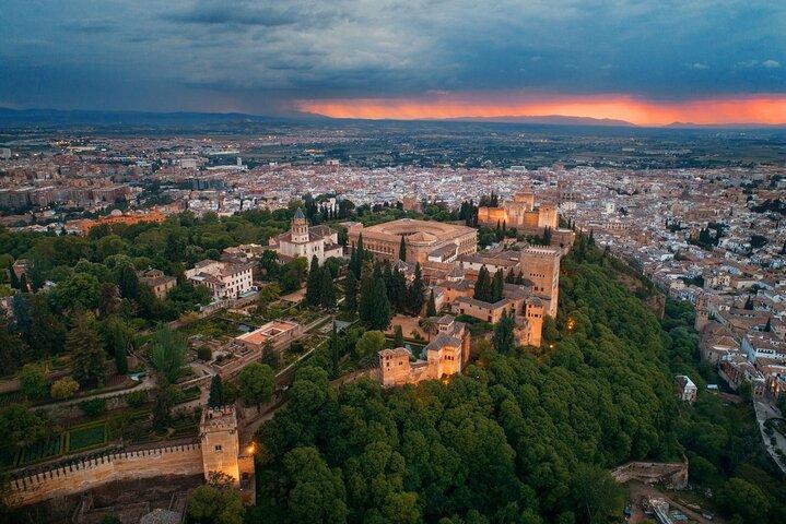 Granada and The Alhambra Private Tour From Malaga